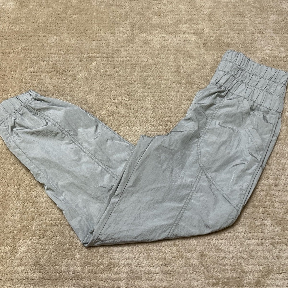 Free People Movement "The Way Home" joggers lightweight parachute fabric XS